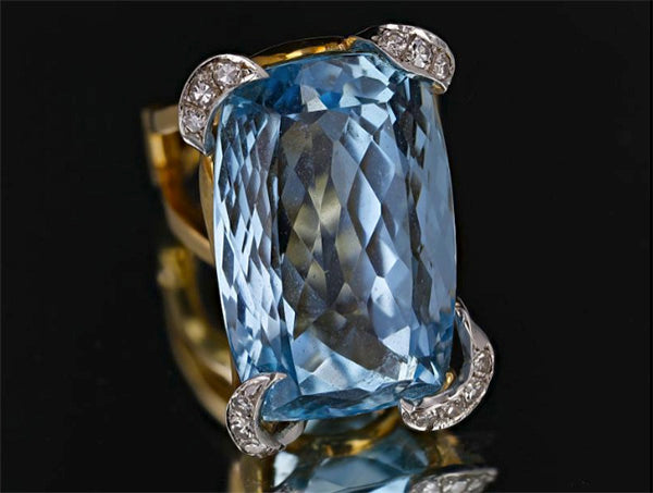Smithsonian's 52-Carat Aquamarine Showcases March's Serene Blue Birthstone