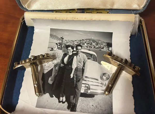 Power of Social Media Reunites 1954 Cufflinks and Photo With Family in 24 Hours