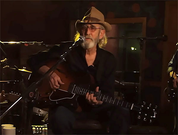 Music Friday: Country Star Don Williams Shines With ‘Gold in the Morning Sun’