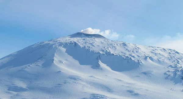 World’s Southernmost Active Volcano Spews $6,000 Worth of Gold Per Day
