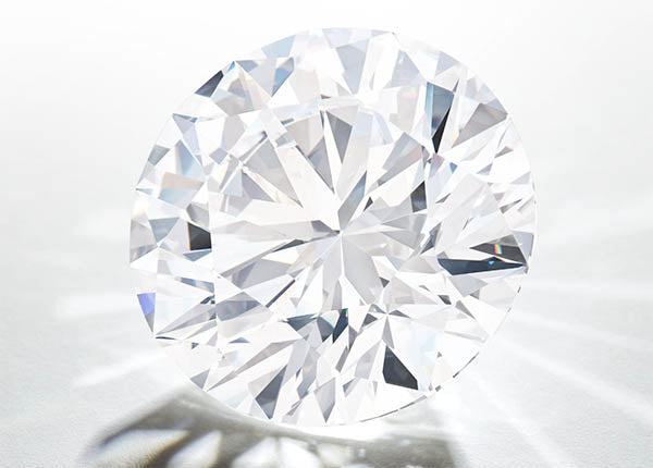 Lucky 'Jwaneng 28.88' Diamond Unveiled Ahead of Sotheby's HK Auction