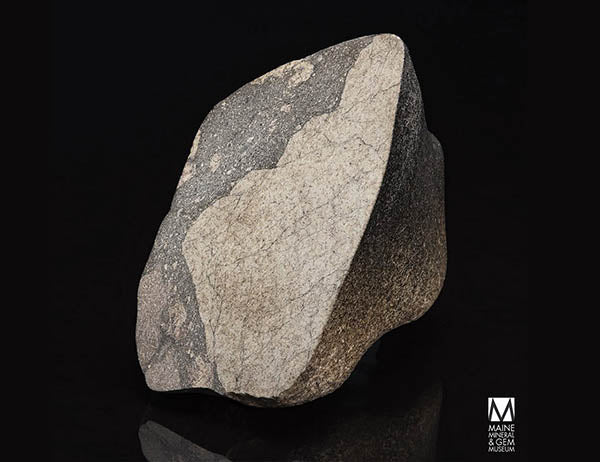 Lunar Treasures on Earth: Best Spots to Experience Authentic Moon Rocks