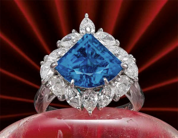 5.09-Carat Paraiba Tourmaline Stars at Bonhams’ Hong Kong Auction