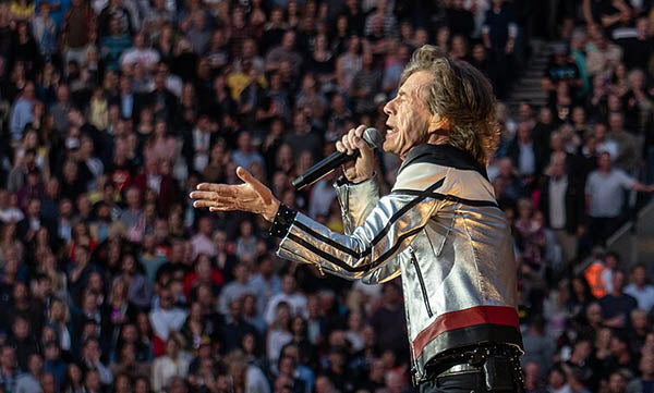 Music Friday: Diamonds Play Starring Role in Rolling Stones’ ‘Play With Fire’