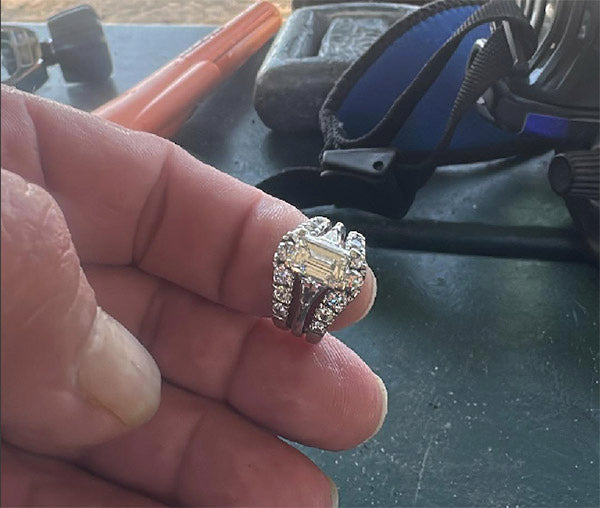 Dive Service Rescues 115-Year-Old Heirloom Wedding Ring From Texas Lake