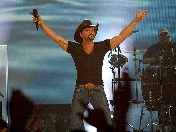Music Friday: Tim McGraw Mourns Breakup in 'Diamond Rings and Old Barstools'