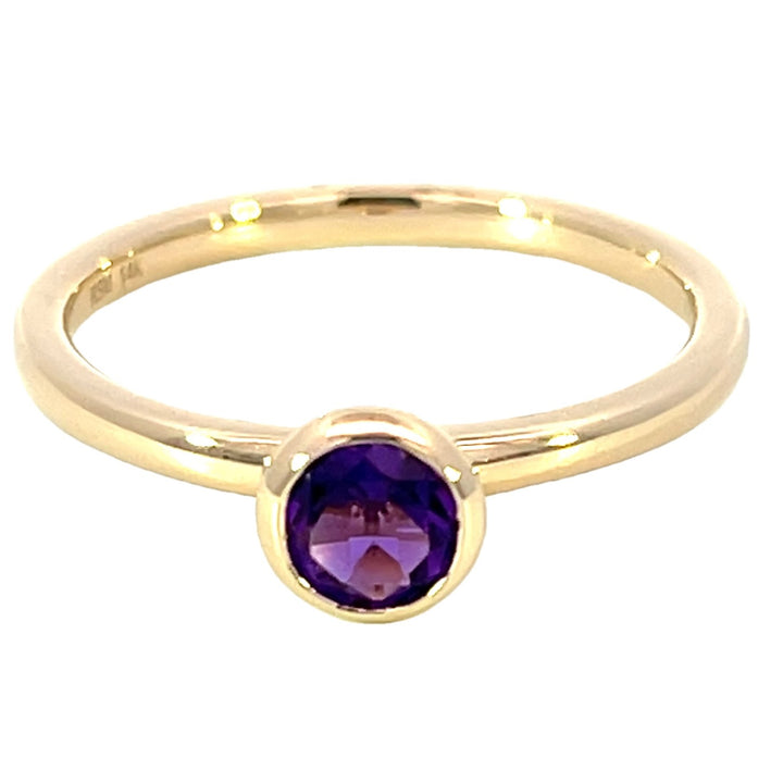 14k Yellow Gold Round Amethyst Solitaire Ring