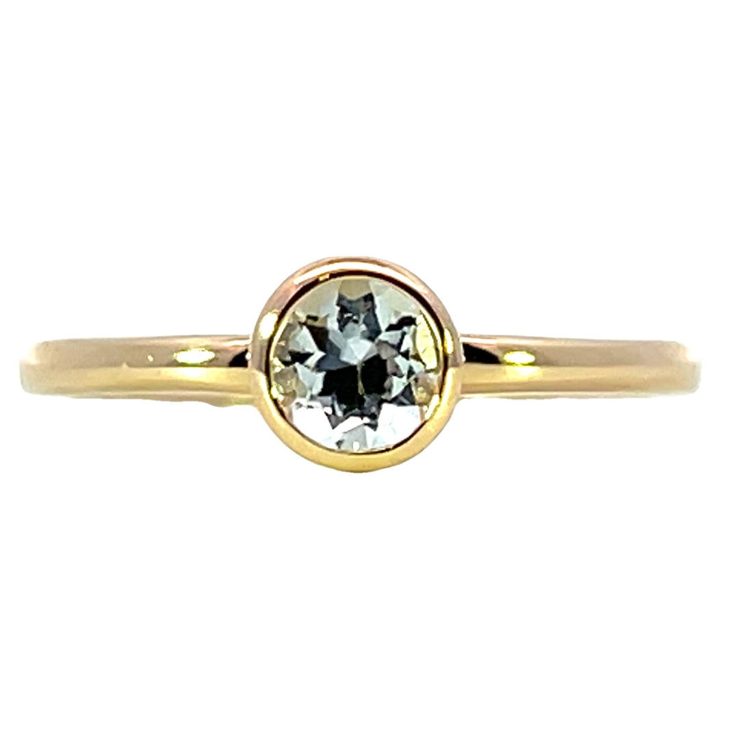 14k Yellow Gold Round Aquamarine Solitaire Ring