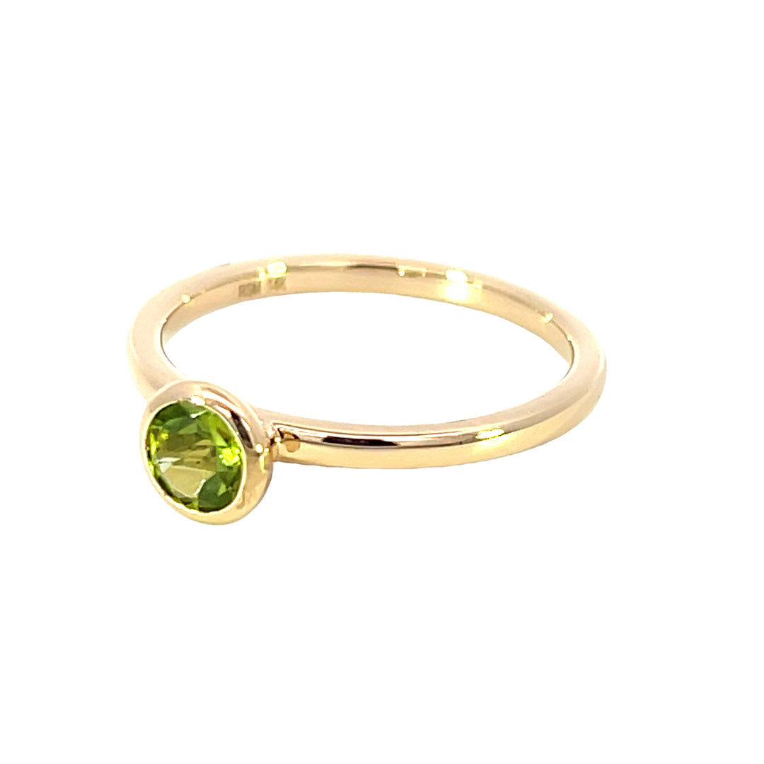 14k Yellow Gold Round Peridot Solitaire Ring