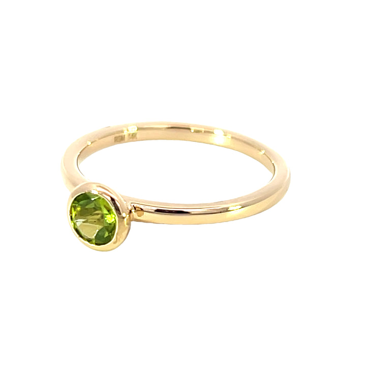14k Yellow Gold Round Peridot Solitaire Ring