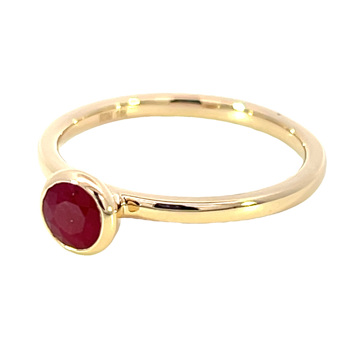 14k Yellow Gold Round Ruby Solitaire Ring