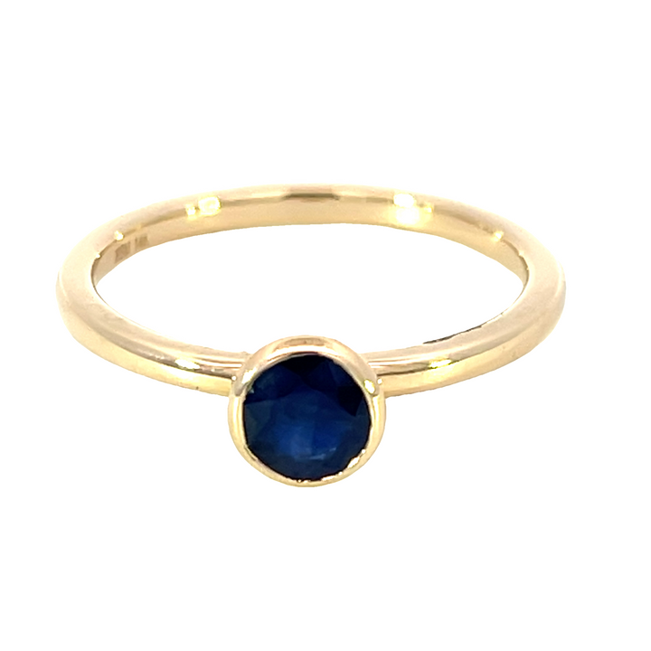 14k Yellow Gold Round Sapphire Solitaire Ring