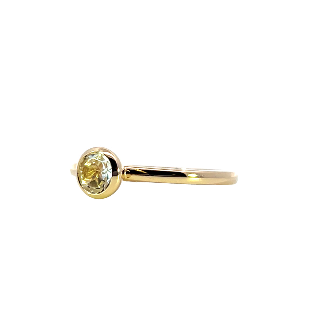 14k Yellow Gold Round White Topaz Solitaire Ring