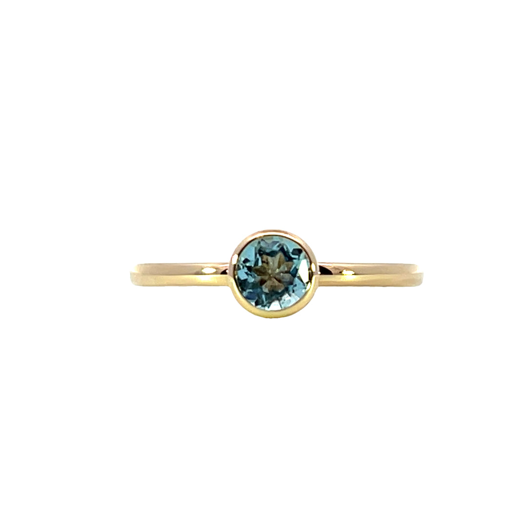 14k Yellow Gold Round Swiss Blue Topaz Solitaire Ring