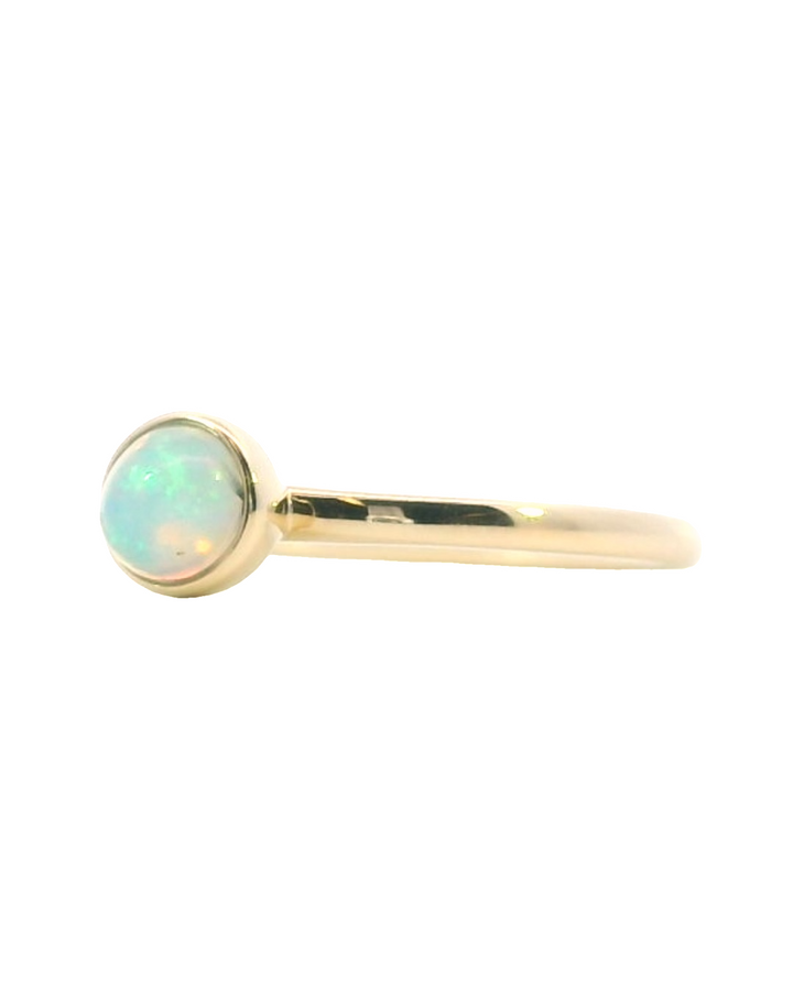 14k Yellow Gold Round Opal Solitaire Ring