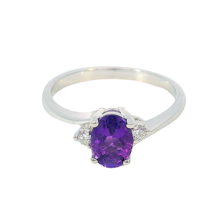 14k White Gold Oval Amethyst Solitaire Ring