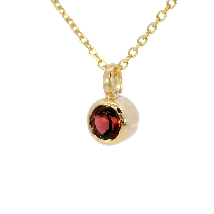 14k Yellow Gold Round Mozambique Garnet Solitaire Pendant