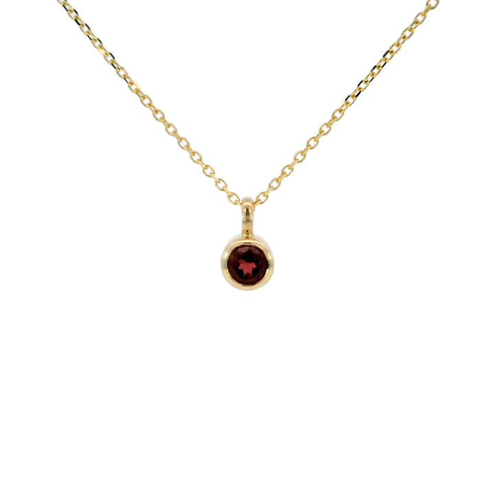 14k Yellow Gold Round Mozambique Garnet Solitaire Pendant