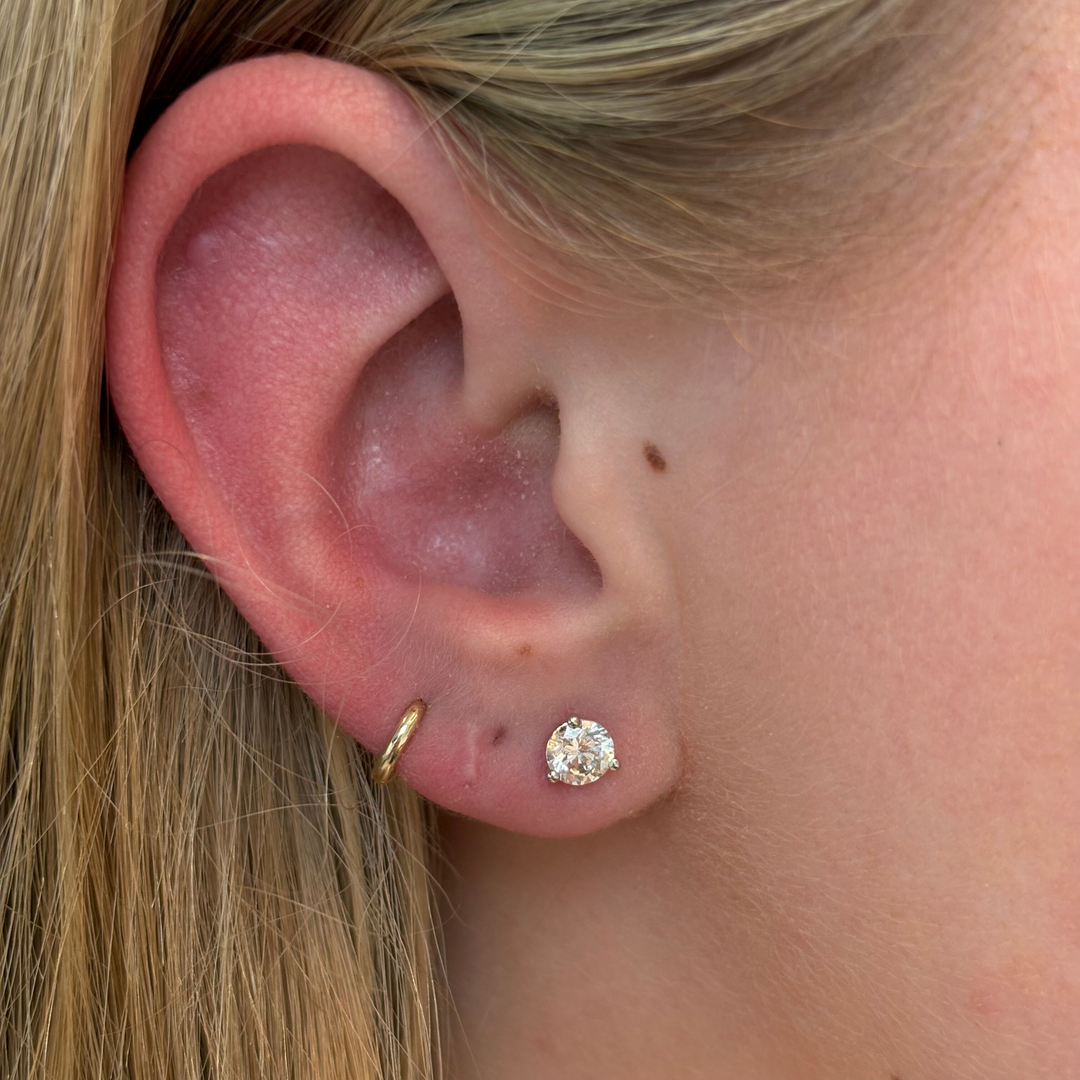 1.0ct TW 3 prong Natural Diamond Earrings A Quality