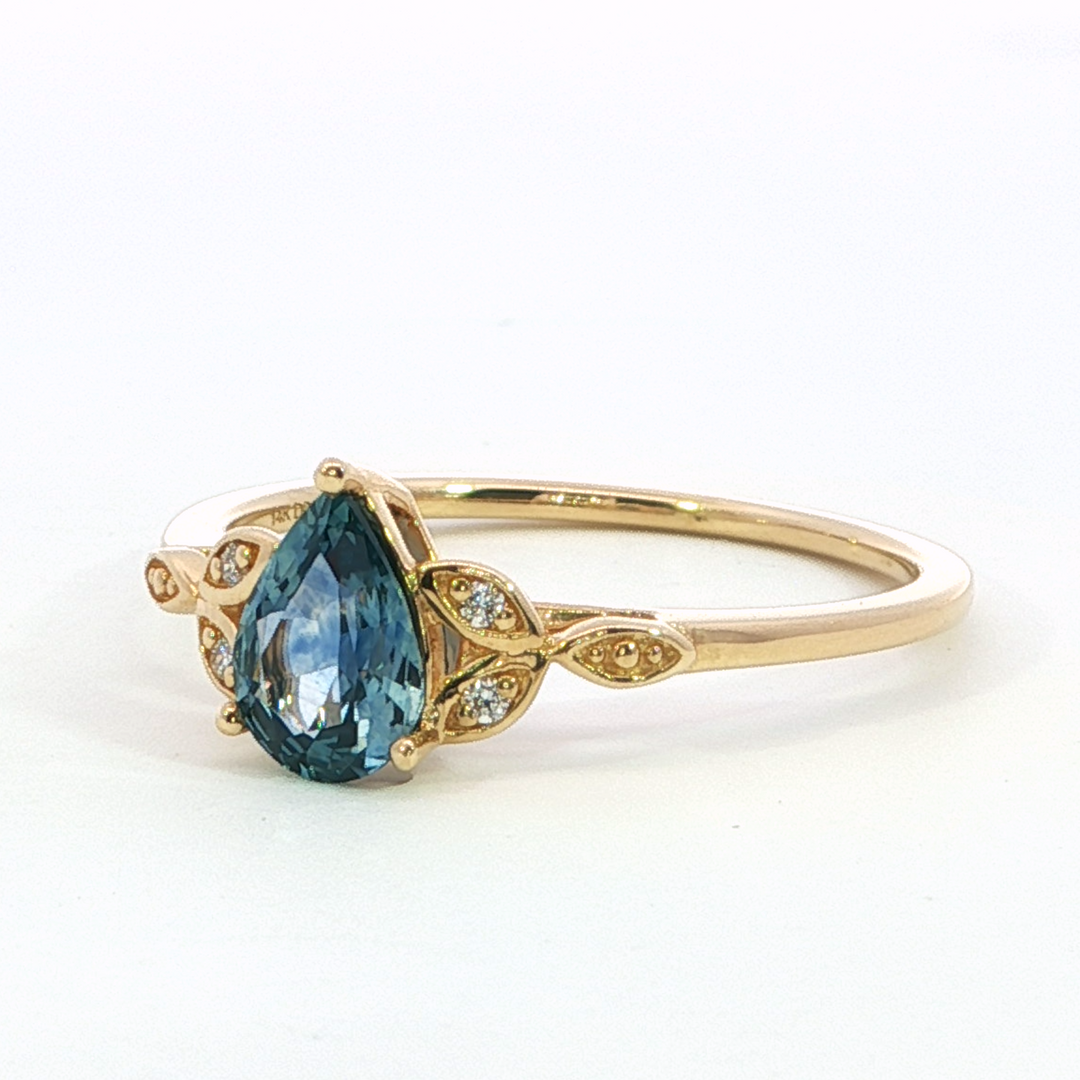14k Yellow Gold Pear Sapphire Ring