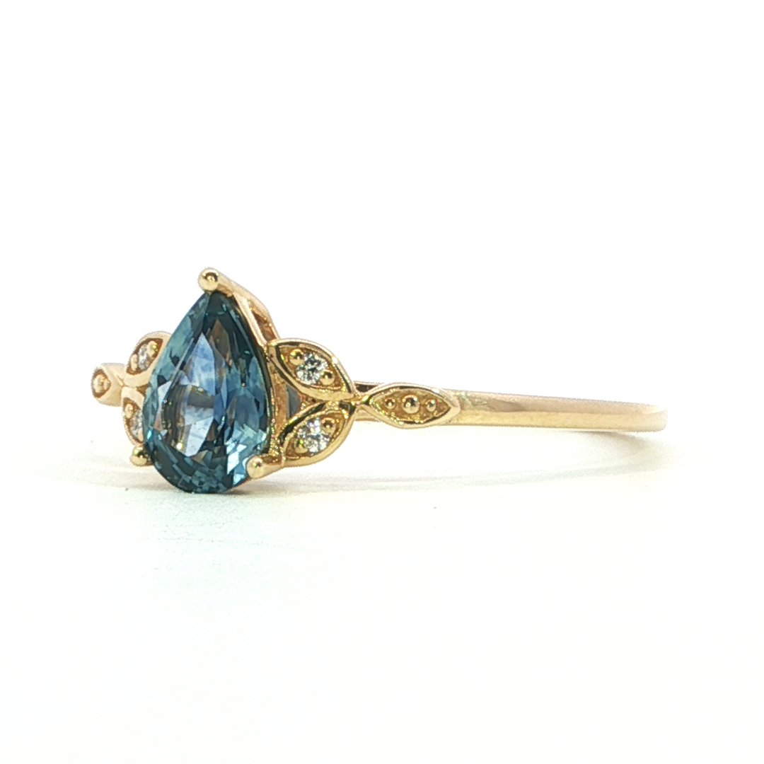 14k Yellow Gold Pear Sapphire Ring