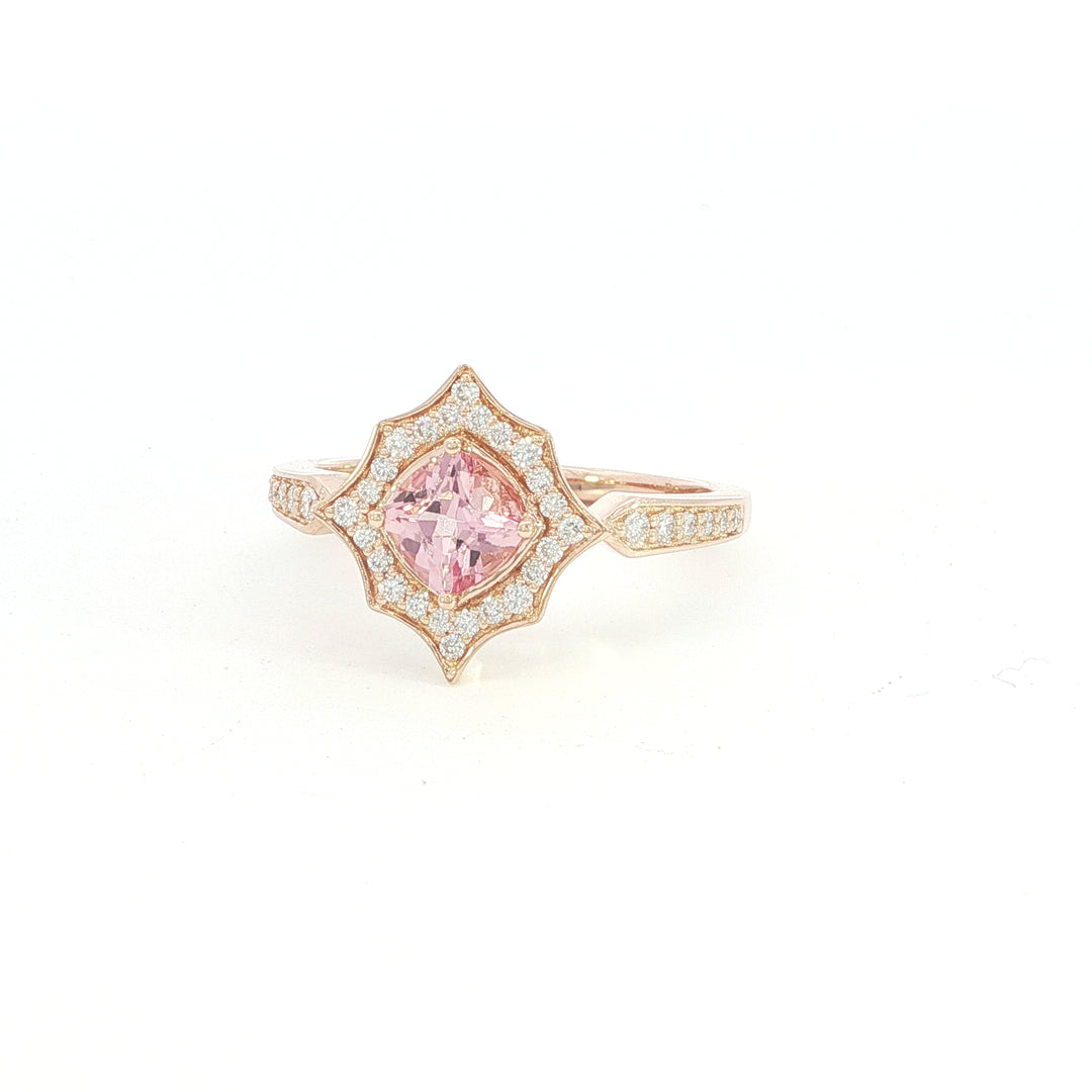 Eight-Point Star Shape 14k Rose Gold Cushion Lotus Ganet Vintage Eight-Point Star Shape Ring