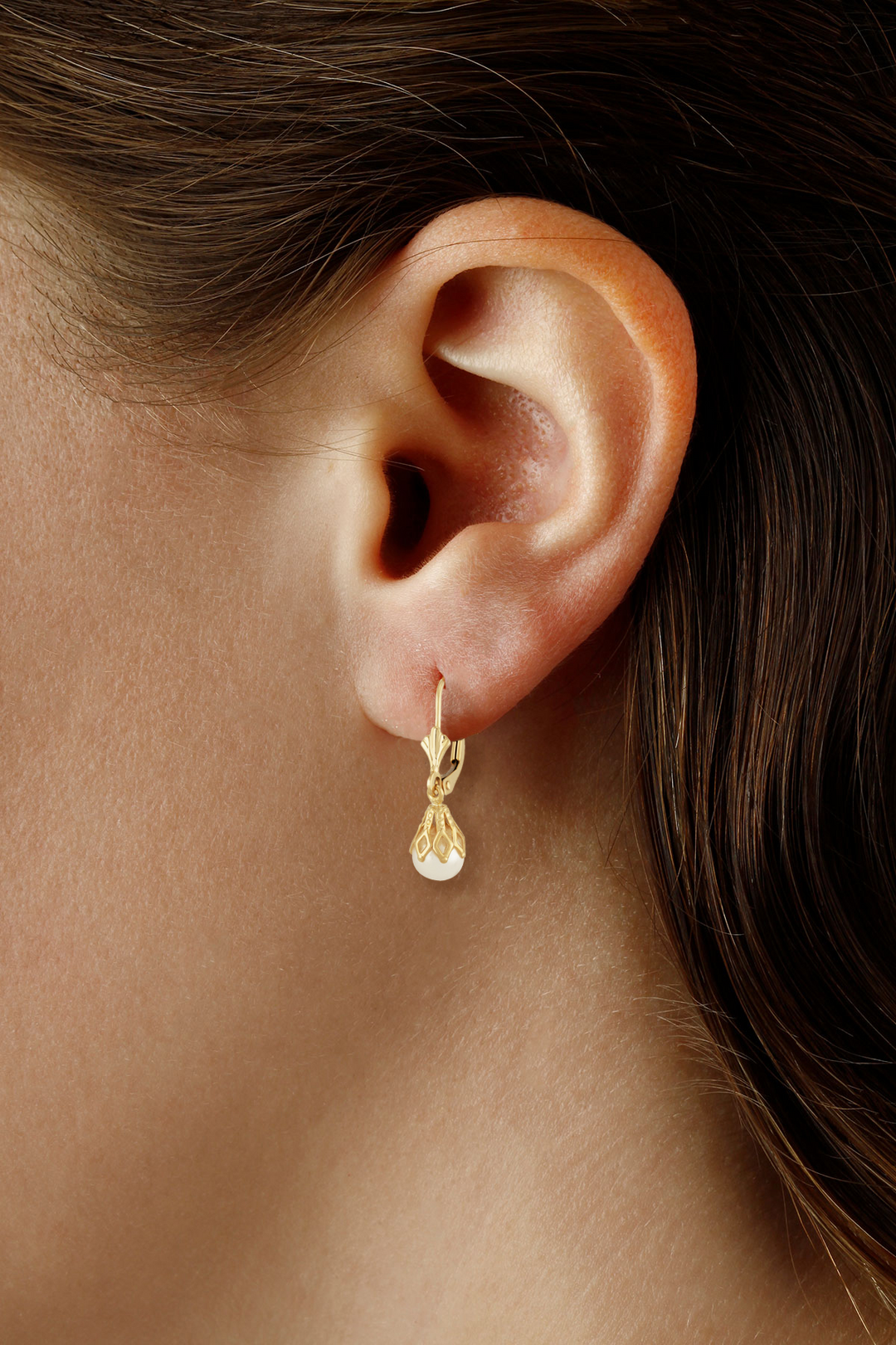 Freshwater Pearl Leverback Lace Cap Earrings 6.0-6.5mm