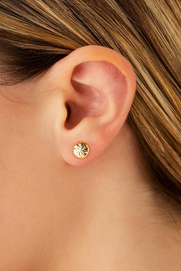 Button Post 7.65mm Earrings 14k Yellow Gold Diamond Cut