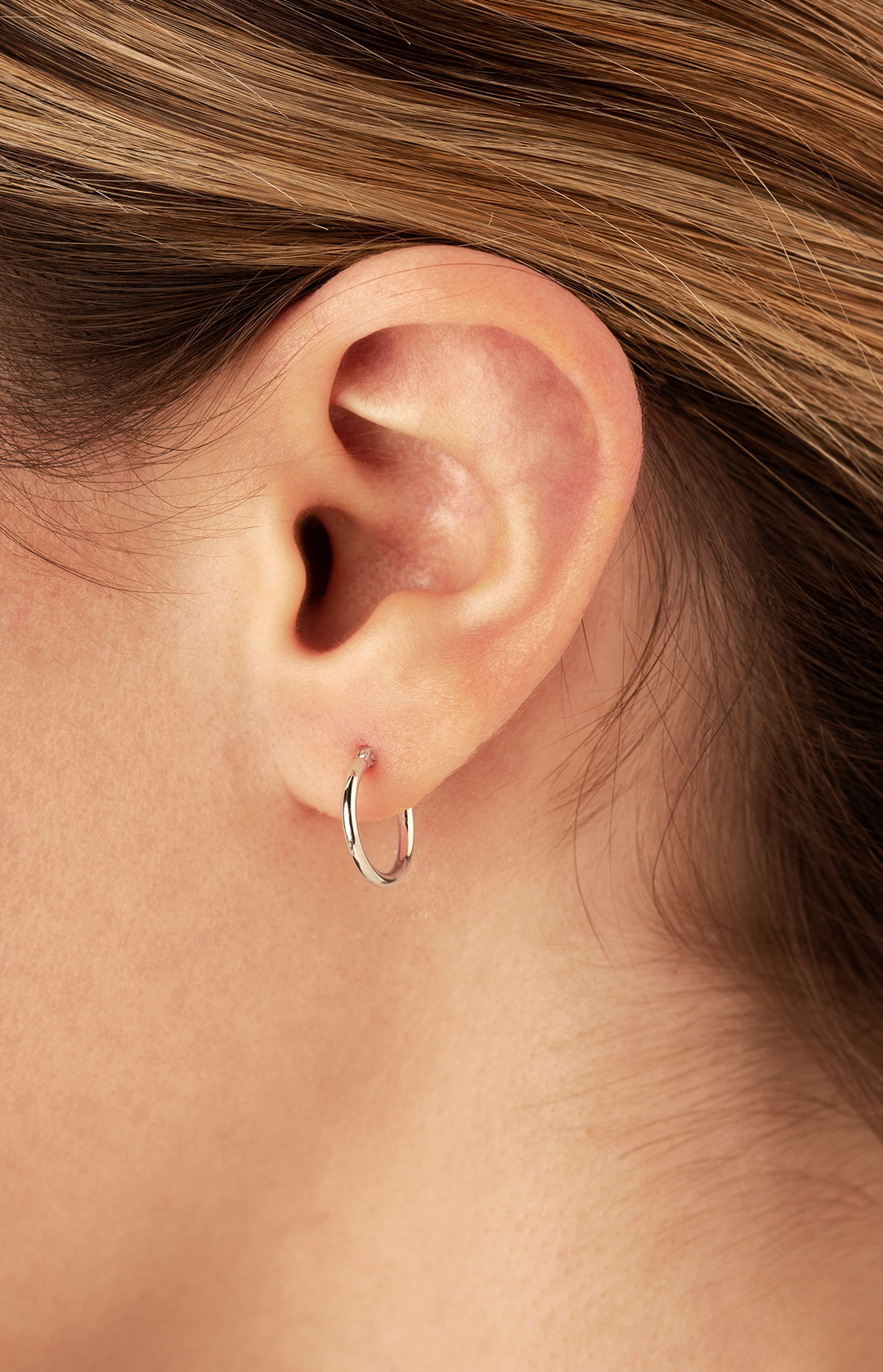Small Hoop 12.4mm Earrings 14k White Gold Polished