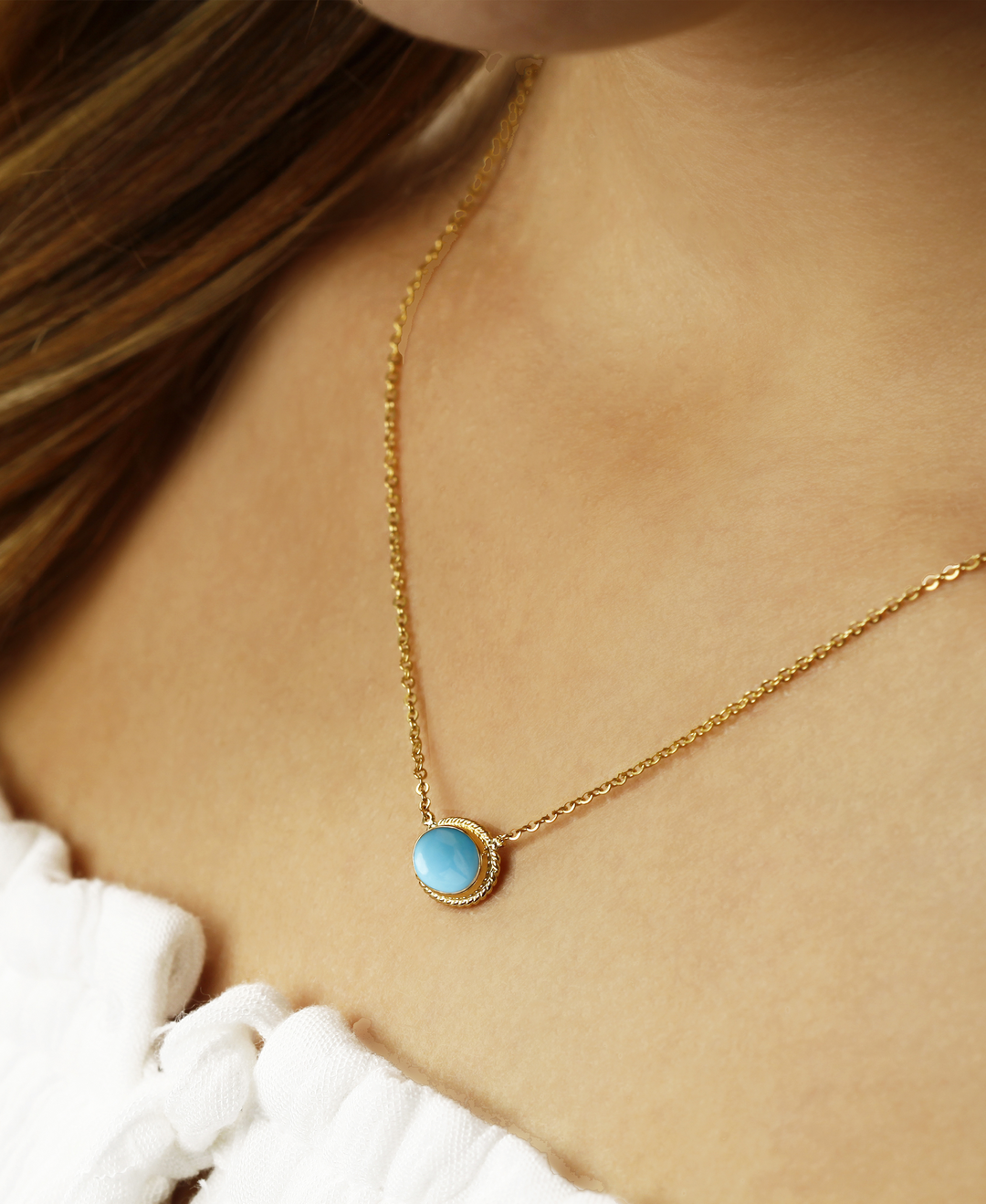 14k Yellow Gold Oval Turquoise Horizontal Bezel Set Single Gemstone Necklace