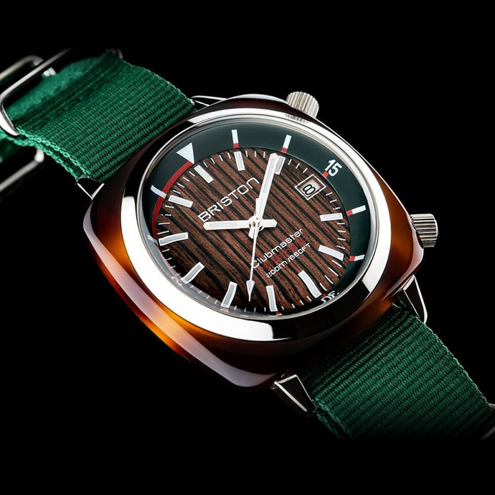 Briston Clubmaster Diver Brown Dial Stainless steel and tortoise shell acetate Case Automatic with Hours-Minutes-Date 18642.SA.TD.10W.NBG