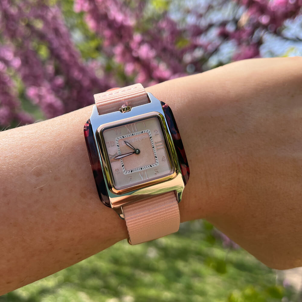 Briston Streamliner Kennedy Pink Dial Stainless steel and tortoise shell acetate Case Quartz with Two Hand 262030.PRA.UR.45.NPK