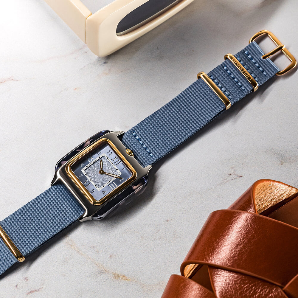 Briston Streamliner Kennedy Blue Dial Stainless steel and tortoise shell acetate Case Quartz with Two Hand 262030.PYA.UB.25.NIB